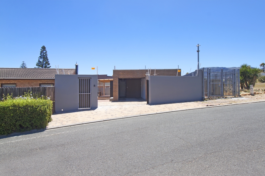 2 Bedroom Property for Sale in Faerie Knowe Western Cape